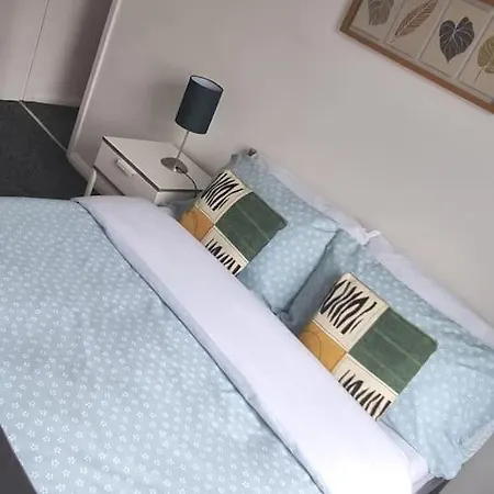 Be Our Guest! Stylish-free Parking-central Location Apartment Leeds (West Yorkshire)