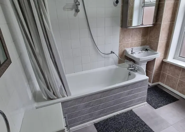 Daire Be Our Guest! Stylish-central Location-comfy-cosy Leeds (West Yorkshire)