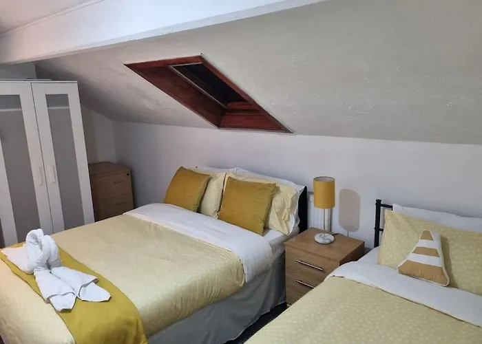 Be Our Guest! Stylish-central Location-comfy-cosy *