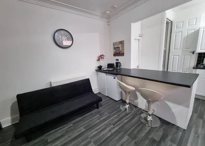 Be Our Guest! Stylish-central Location-comfy-cosy *